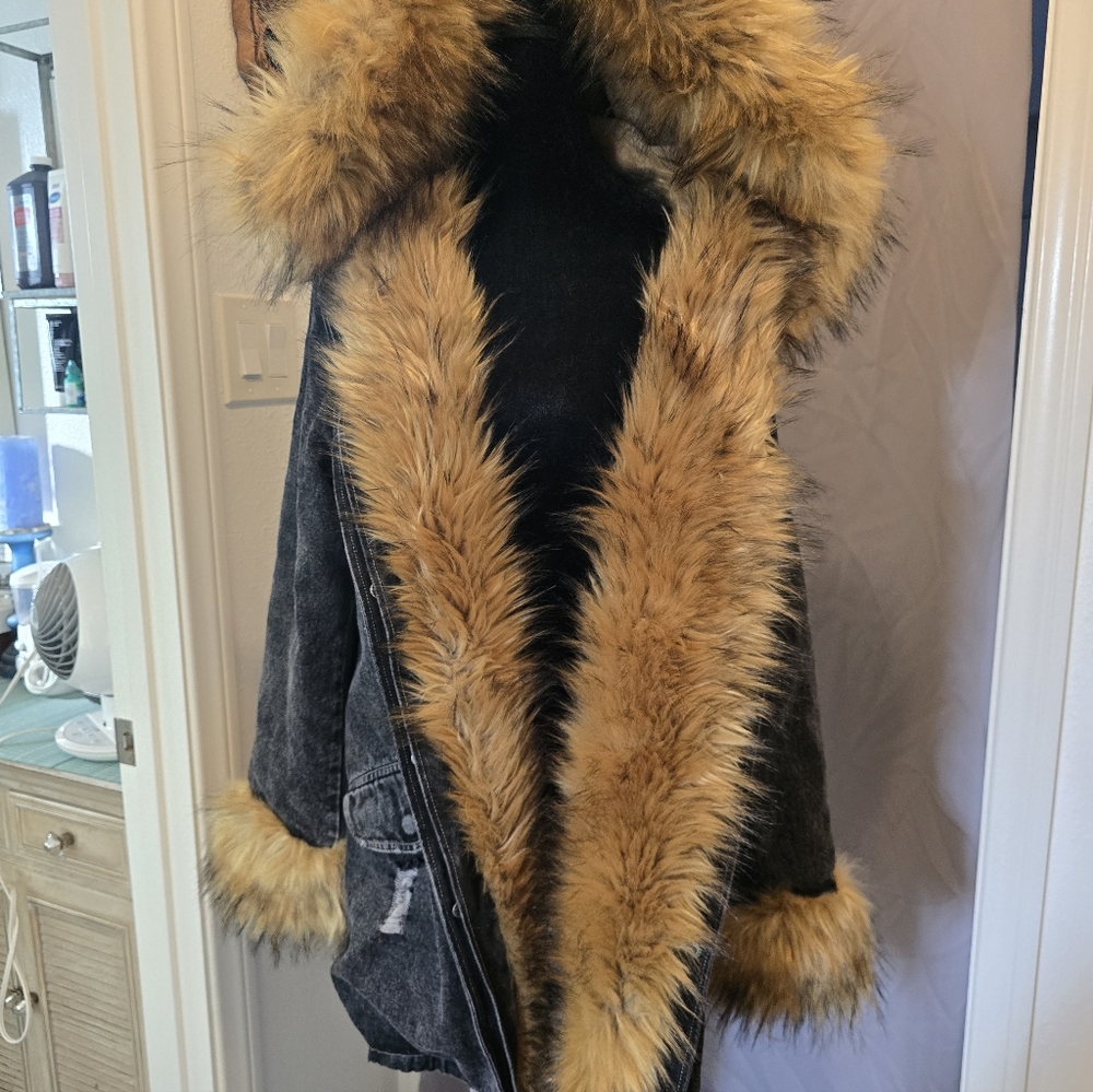 Women's Long Hooded Parka Faux Fur  Distressed Black Denim Statement Jacket - Picture 7 of 15